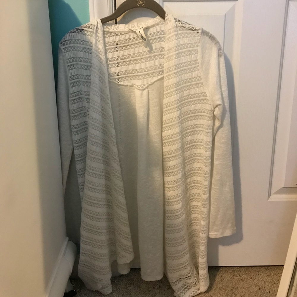 bethany mota white open sweater